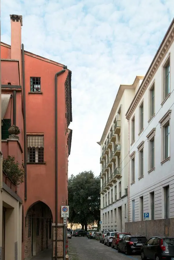 Hotel Casa Al Carmine Padova Italia